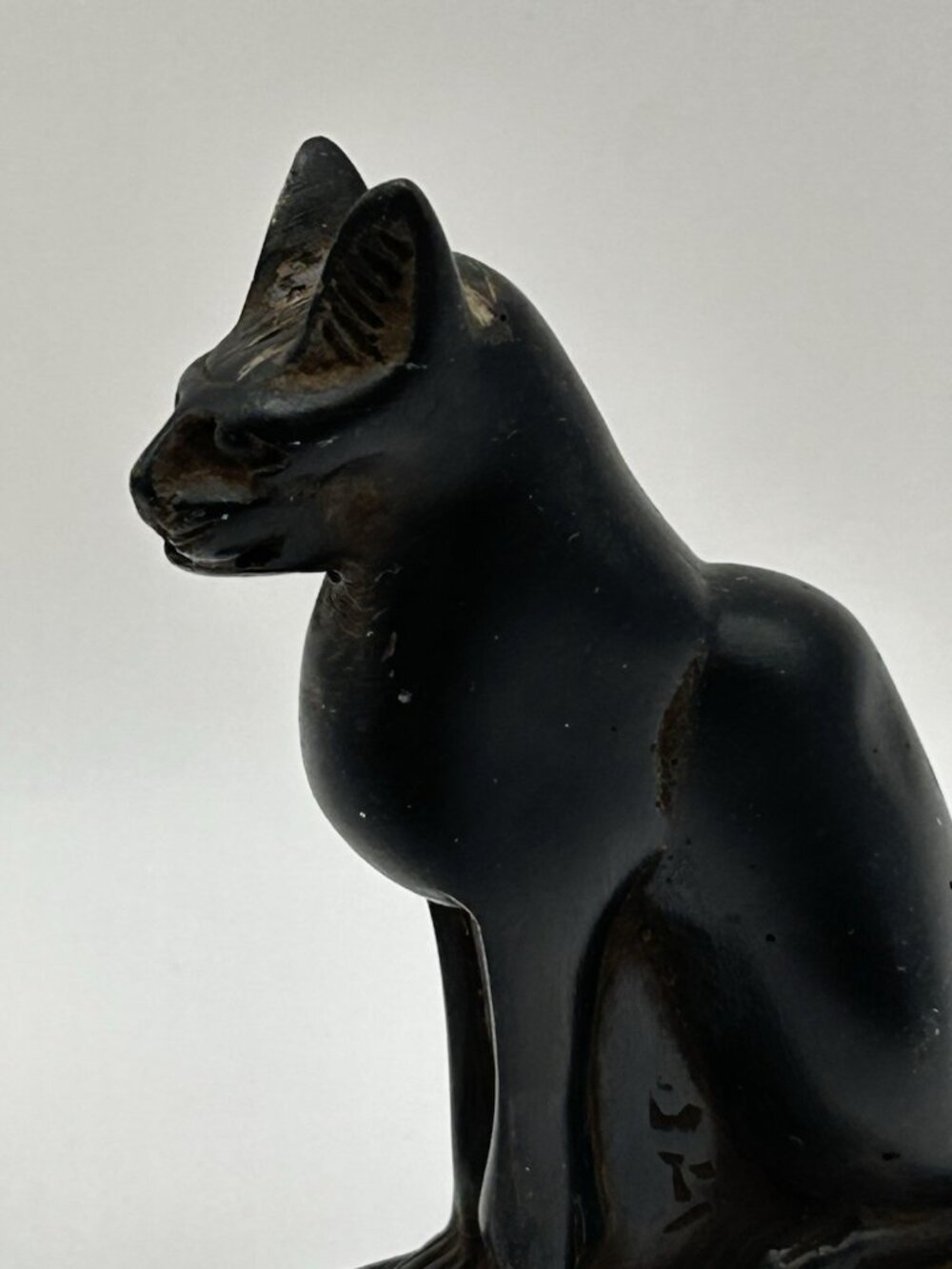 Vintage Egyptian Bastet Cat Figurine Black Carved Resin Statue 4” Retro Witchy - Picture 2 of 16